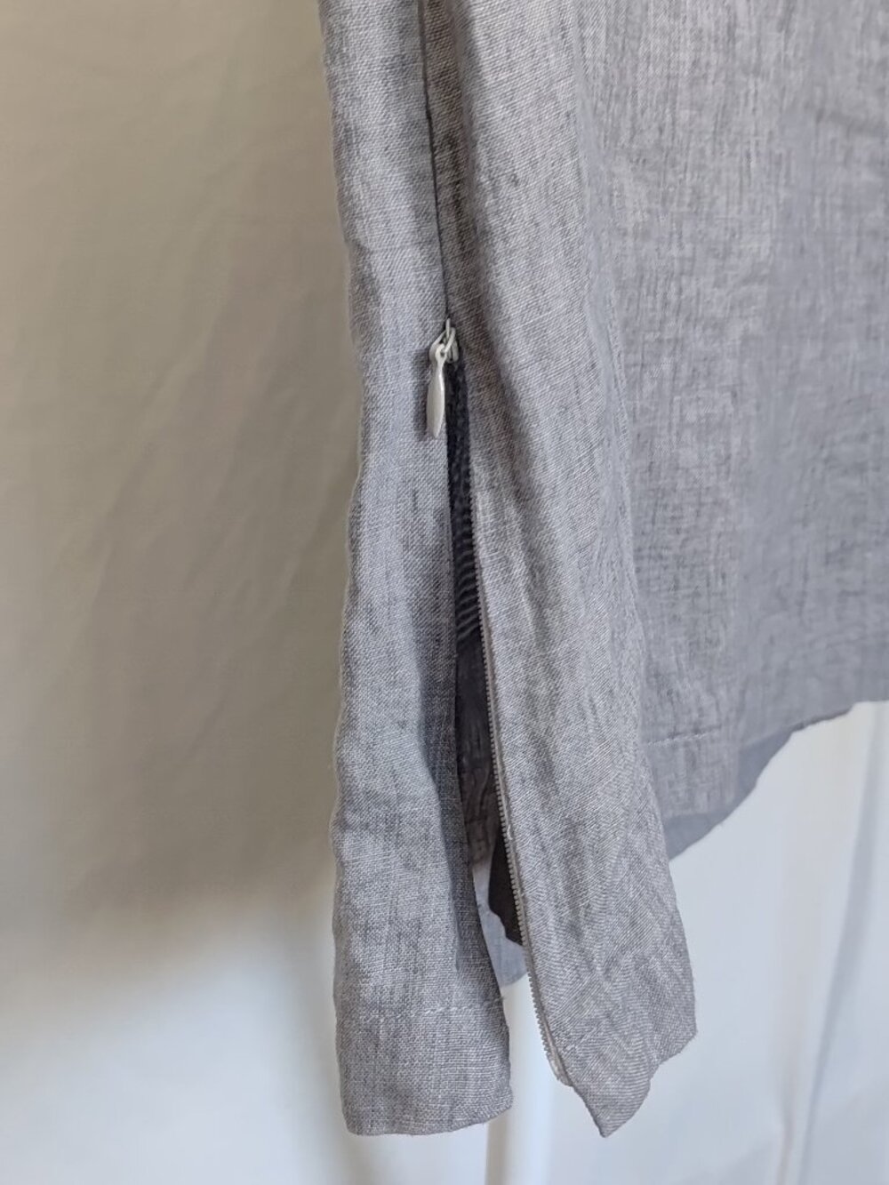 VEX Collection Sleeveless Top Grey Size 38 - Picture 4 of 7